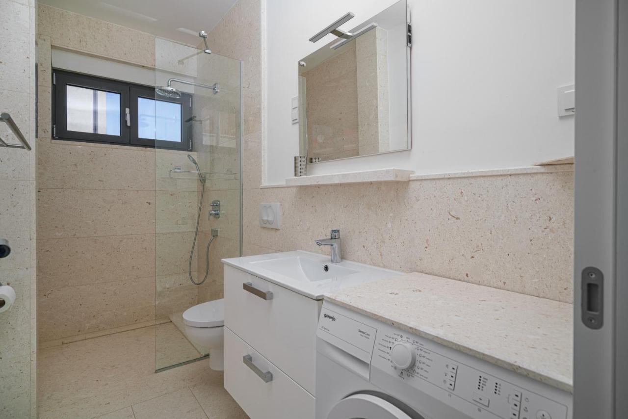 Villa Karen Vodice Grgurev Ante Kukure 93 外观 照片