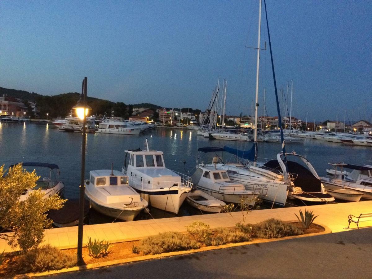 Villa Karen Vodice Grgurev Ante Kukure 93 外观 照片
